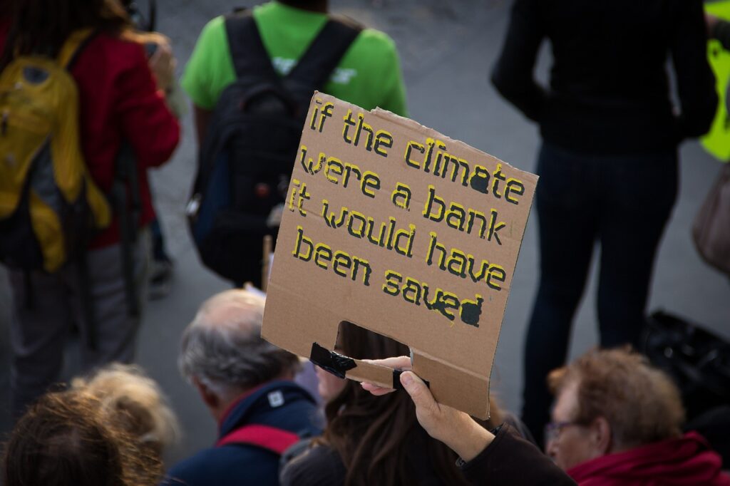 Si écologie et capitalisme sont incompatibles, comment « re-naturer » les humains ?