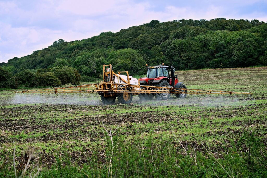 Glyphosate. La Commission européenne renouvelle pour 10 ans l’autorisation de cette substance cancérogène