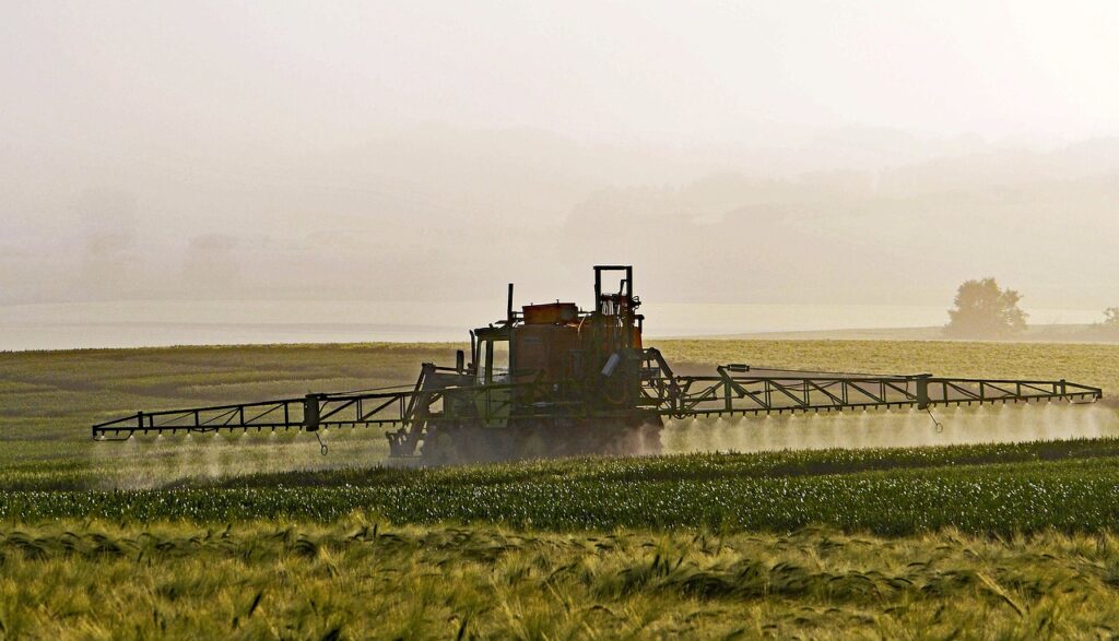 Pesticides et santé : les agriculteurs ont été, sont et seront les principales victimes de ces substances